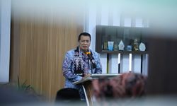 Tinjau MPP Kota Jambi, Wamen PANRB Pastikan Pelayanan Publik Berjalan Baik