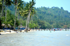Pantai Klara Lampung: Daya Tarik, Harga Tiket, dan Rute