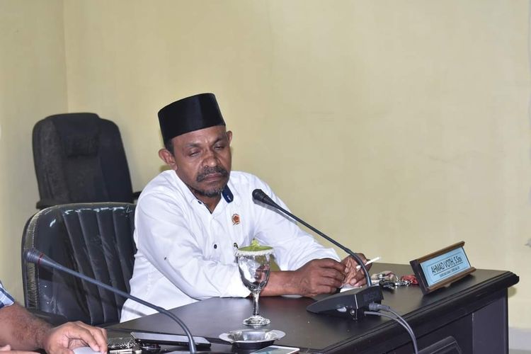 Wail Ketua DPRD Seram Bagian Timur, Achmad Voth