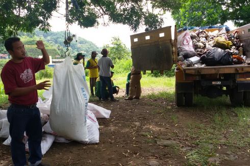 551 Kg Sampah Plastik Terkumpul dari Hutan Suaka Kulon Progo 