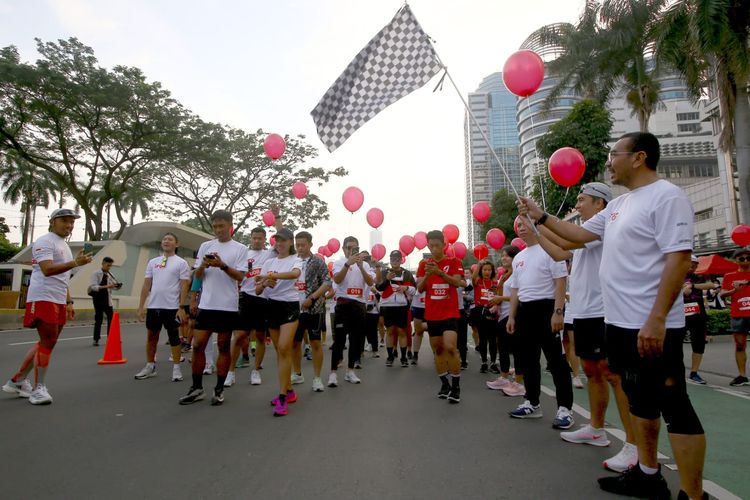 Sekitar 100 jurnalis dari sejumlah media nasional ikut serta dalam ajang Media Fun Run yang berlangsung di jalur Car Free Day (CFD) Jakarta mulai 2 Oktober 2022. Mereka berlomba untuk memperebutkan tiket IFG Labuan Bajo Marathon 2022.