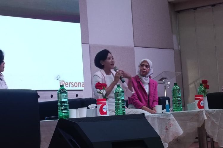 Holistic wellbeing practitioner, Hani Amalia, saat ditemui dalam perayaan ulang tahun anggota boyband BTS bernama Park Jimin bertajuk Face of the Night, di Aula Majapahit, Museum Mandiri, Jakarta Barat pada Minggu (23/11/2025).