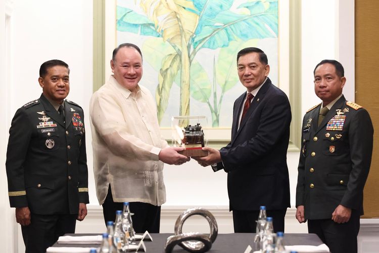 Temui Menhan Filipina, Sjafrie Sjamsoeddin Tekankan Soliditas ASEAN