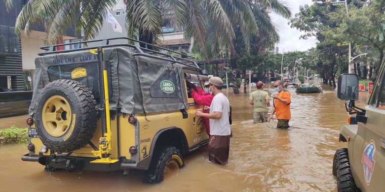 Banjir Jakarta Waspada Hujan Lebat Hingga 25 Februari 2021 Halaman All Kompas Com