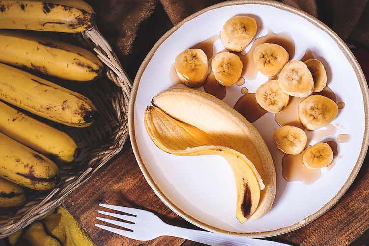 Ilustrasi pisang, buah pisang untuk asam urat, apakah pisang baik untuk penderita asam urat