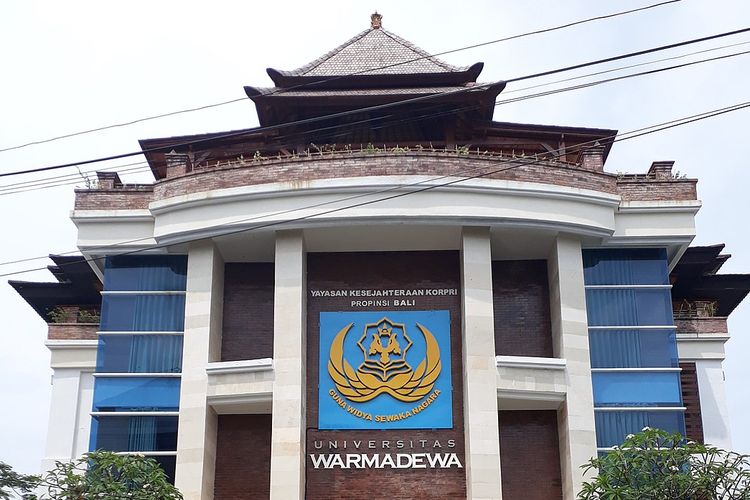Gedung Universitas Warmadewa, Denpasar, Bali.