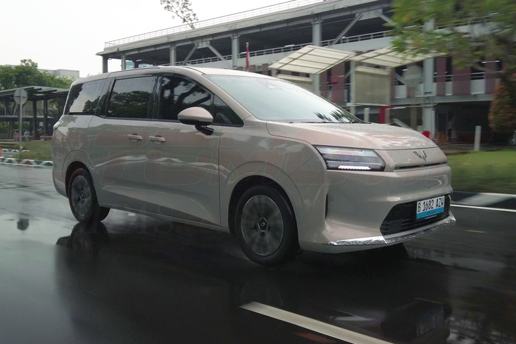 Simulasi Kredit Wuling Cortez Darion EV, per Bulan Mulai Rp 10 Jutaan