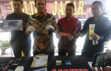 Buat Grup Gay di Medsos, Pasangan Sejenis Ditangkap