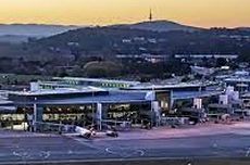 Pria Lepaskan Tembakan di Bandara Canberra, Penumpang Berlarian