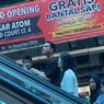 Gibran Borong Jajanan Pasar di Atom Surabaya
