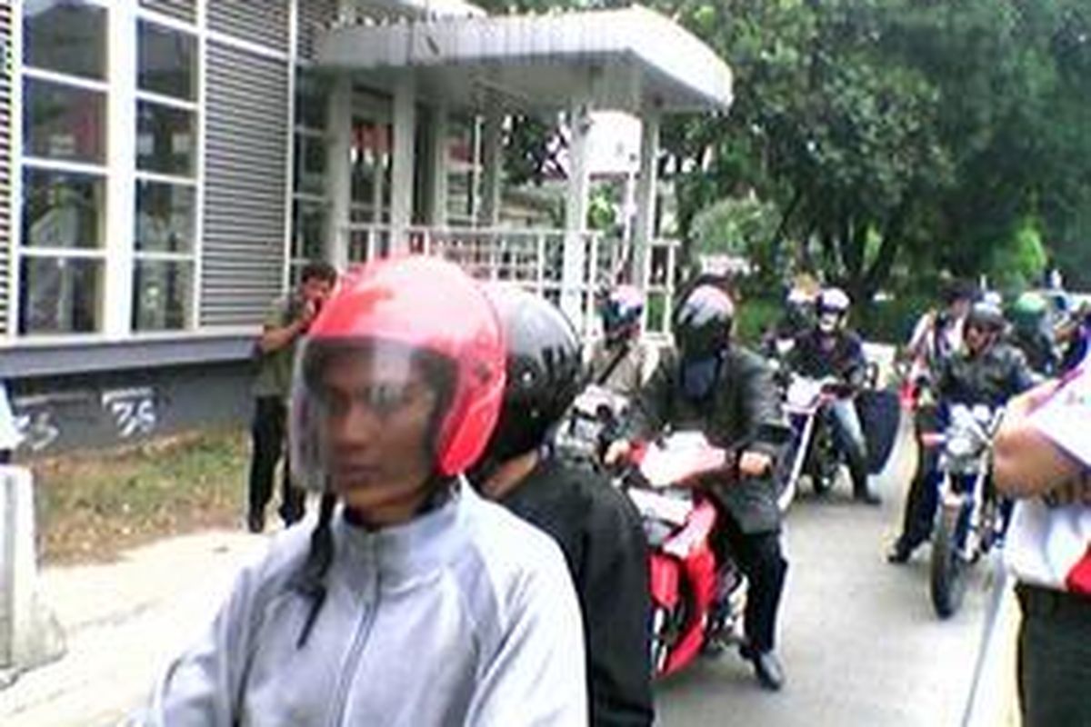 Ilustrasi/Illustration, Busway