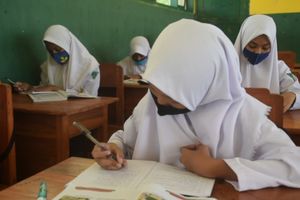 Sekolah di Jakarta Kembali Gelar Pembelajaran Tatap Muka Besok, Siswa Wajib Pakai Masker