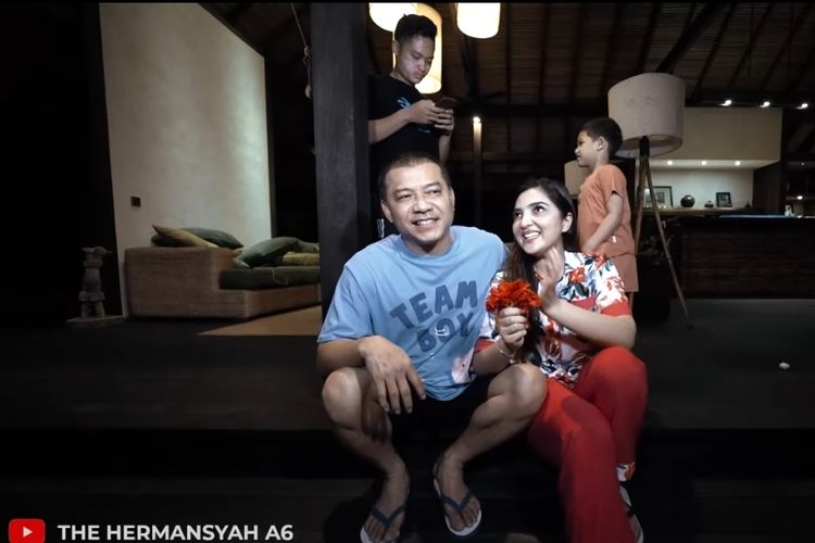 Pasangan artis musik Anang Hermansyah dan Ashanty