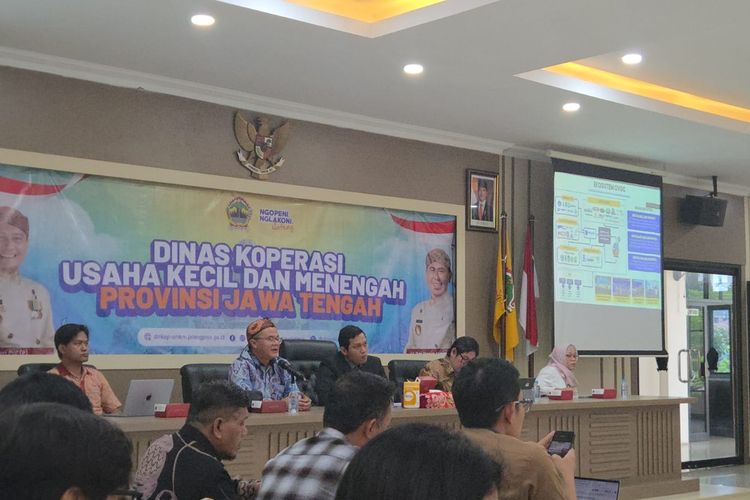 Rapat Koordinasi Persiapan Operasional Koperasi Desa/Kelurahan Merah Putih (KDKMP) di Semarang, Kamis (5/2/2026).