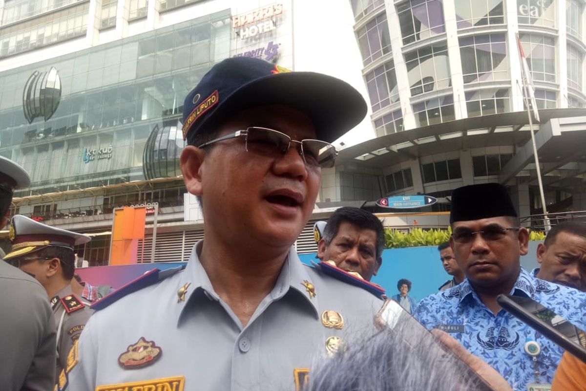 Kadishub DKI Jakarta, Syafrin Liputo di depan gedung FX, Sudirman, Jakarta Pusat, Jumat (22/11/2019)