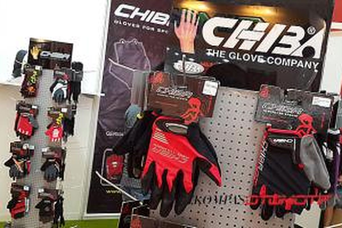 Sarung tangan produk Chiba