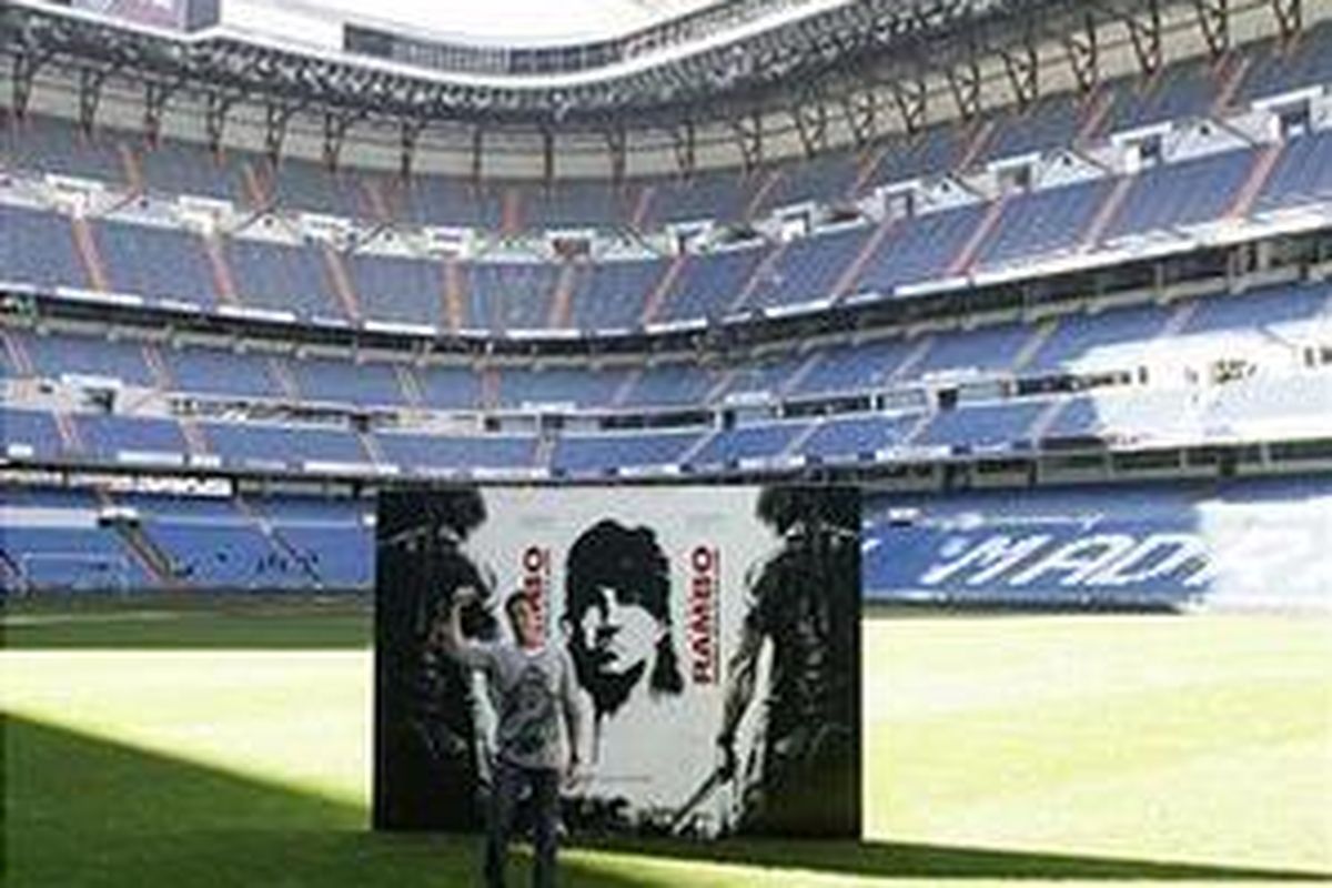 Stadion Santiago Bernabeu, simbol kekayaan dan kebesaran Real Madrid.