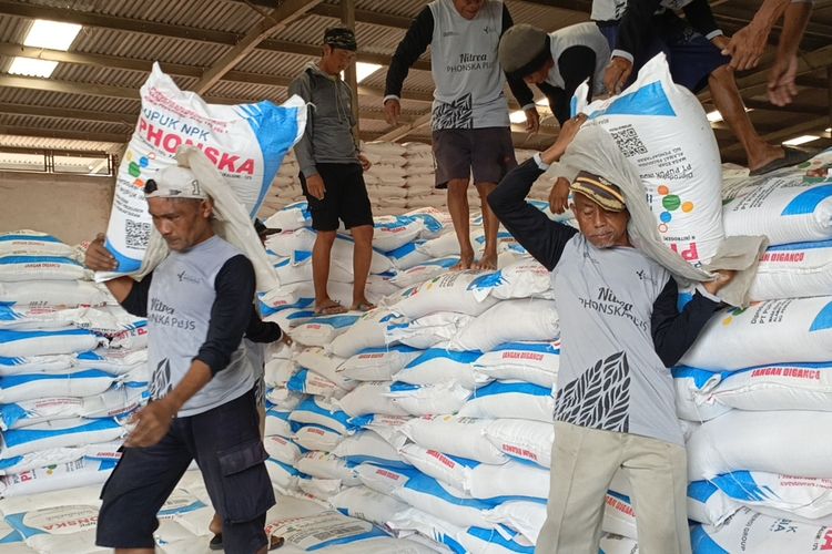 Mantan Satpam Jadi Kuli, Agung Berjuang Bertahan dari Hantaman Ekonomi dan Kenaikan Harga