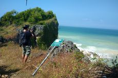 Tebing Pantai Ngungap Longsor, Terumbu Karang Rusak 