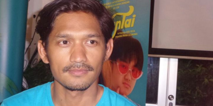 Ibnu Jamil ketika menghadiri syukuran menjelang proses shooting film Kulari ke Pantai di Kopi 89, Kemang Raya, Jakarta Selatan, Rabu (7/3/2018).
