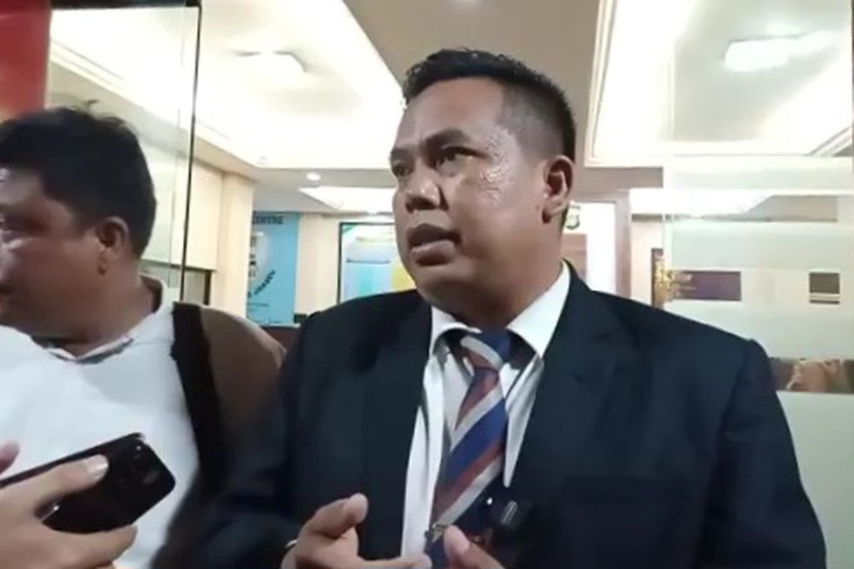 Kuasa hukum Panca Darmansyah (41), Amriyadi Pasaribu, saat ditemui wartawan di Mapolres Metro Jakarta Selatan, Senin (11/12/2023) malam.