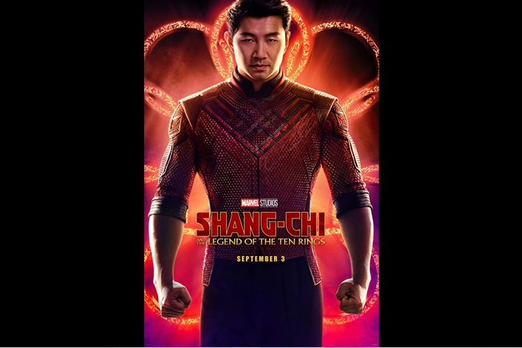 Simu Liu dalam film superhero Shang-Chi and the Legend of the Ten Rings (2021).