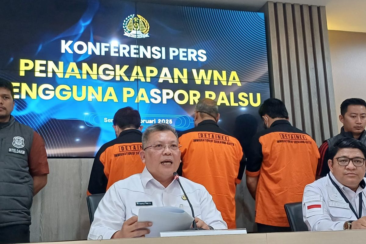 Imigrasi Tangkap 3 WN Pakistan yang Masuk Indonesia dengan Paspor Perancis