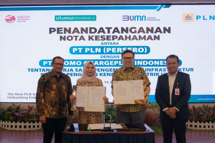 Kerja sama dilakukan untuk pengembangan infrastruktur Stasiun Pengisian Daya Kendaraan Listrik Umum (SPKLU) sebagai langkah besar menuju mobilitas yang bersih dan berkelanjutan.