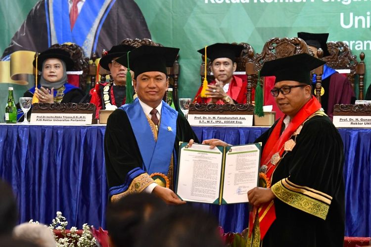 Raih Gelar Profesor, Ketua KPPU Cetak Rumus 