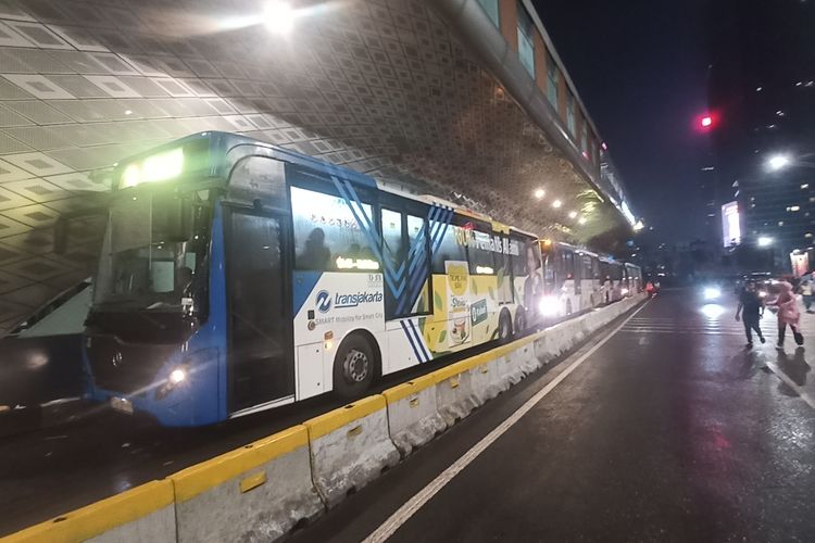 Layanan Transjakarta di Bundaran HI kembali dibuka 