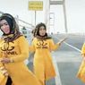 Indonesia's TikTok Trio Admits Suramadu Bridge Stunt, Gets Traffic Ticket from East Java Police