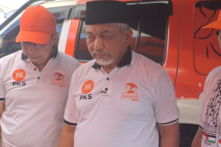 Presiden PKS Ahmad Syaikhu saat ditemui di kantor DPP PKS, Jakarta Selatan, Selasa (18/6/2024). 