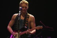 Lirik dan Chord Lagu Pretty Brown Eyes - Cody Simpson