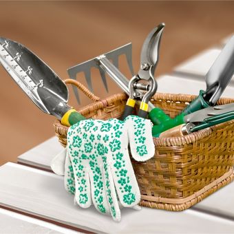 Ilustrasi alat berkebun, peralatan berkebun, gunting tanaman.