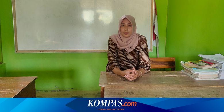 Perjuangan Guru Honorer Di Gunungkidul Mulai Dari Gaji Kecil Hingga Diganggu Monyet