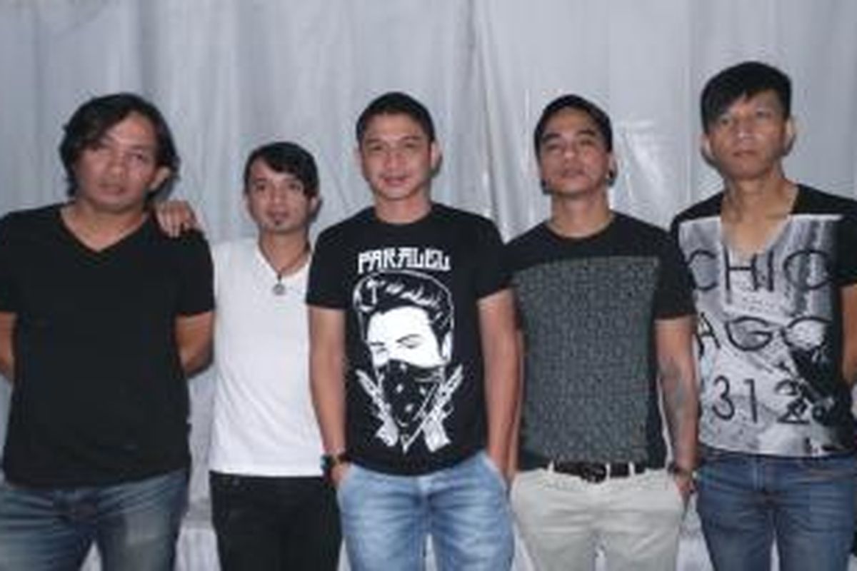 Band Ungu di Tasikmalaya, Jawa Barat, Sabtu (21/9/2013)