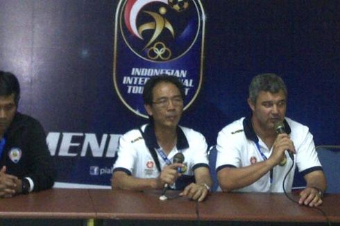 Komentar Pelatih Arema soal Peluang Persib di Piala Presiden