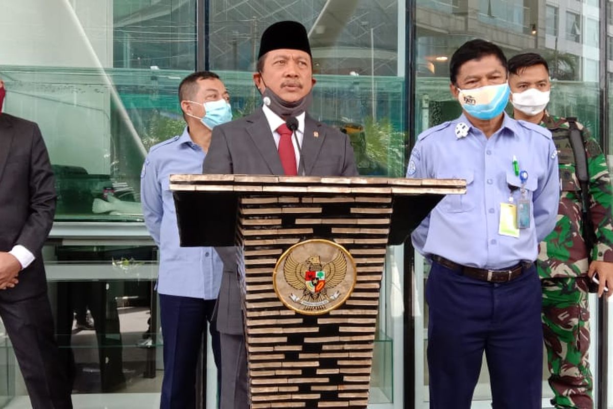 Menteri Kelautan dan Perikanan Sakti Wahyu Trenggono dalam lawatannya ke Gedung Mina Bahari IV Kementerian Kelautan dan Perikanan usai dilantik jadi menteri, Rabu (23/12/2020).