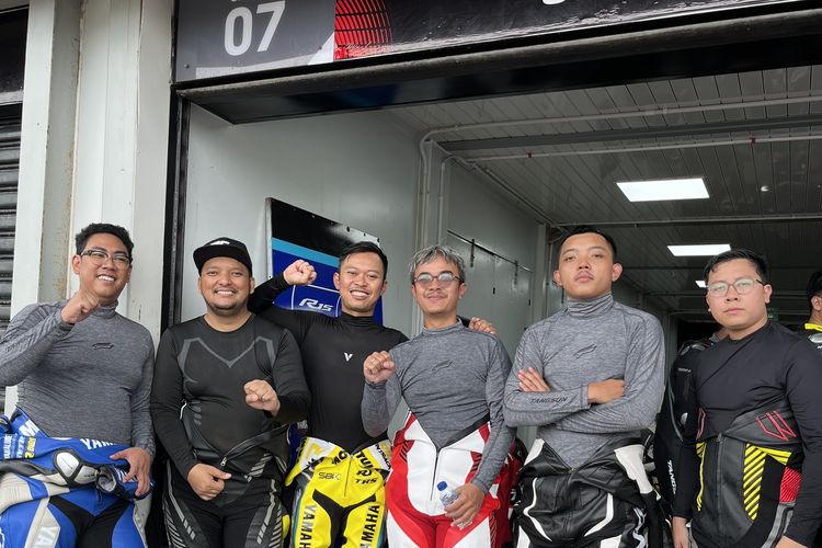 Kompas.com bersama media lain menjajal beberapa lini motor Yamaha di Sirkuit Mandalika.
