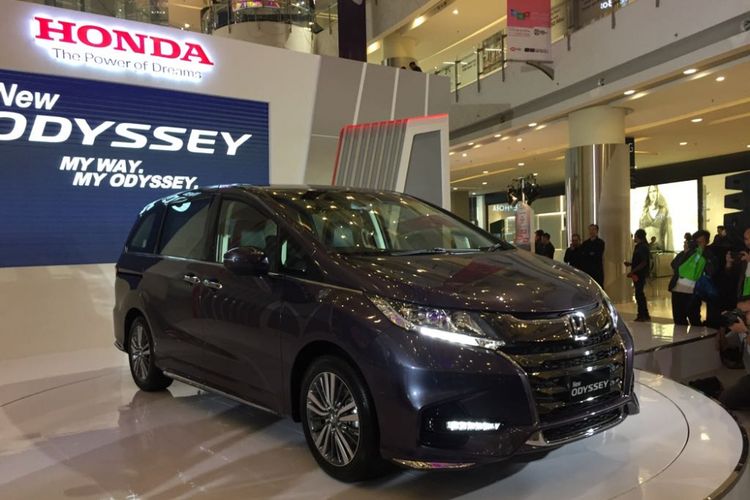 Honda New Odyssey meluncur di Jakarta, Kamis (1/3/2018).