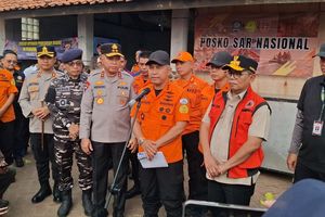 Pelampung Ditemukan Saat Cari Rombongan Jurnalis Hilang, TNI AL Tunggu Identifikasi Basarnas