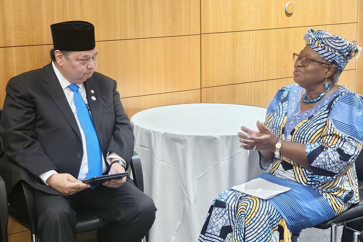 Pertemuan Airlangga dengan Dirjen WTO dan Wamen Dagang Chili