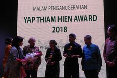 Eva Bande dan Sedulur Sikep Raih Yap Thiam Hien Award 2018