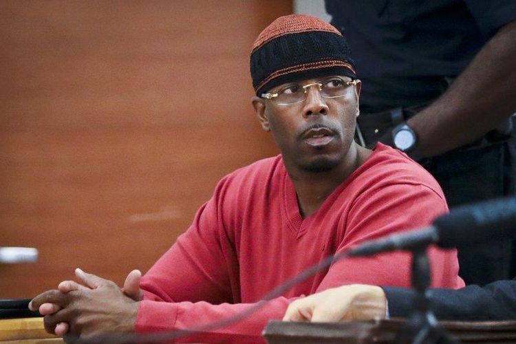 Calvin Buari dibebaskan dari segala tuduhan setelah menjalani hukuman penjara selama 22 tahun atas tuduhan pembunuhan di New York. Foto ini diambil pada 5 Mei 2017.(AP Photo/Bebeto Matthews)