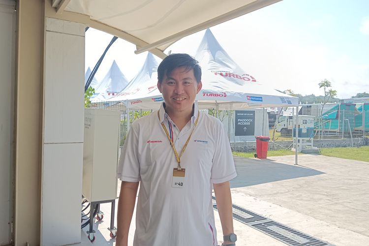Adrian Arlim, Marketing Manager Astra Motor NTB