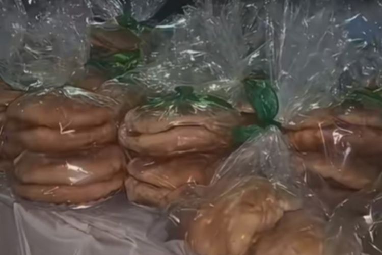 Tasikmalaya Pecahkan Rekor MURI Sajikan 3.123 Porsi Opak, Terbanyak di Dunia