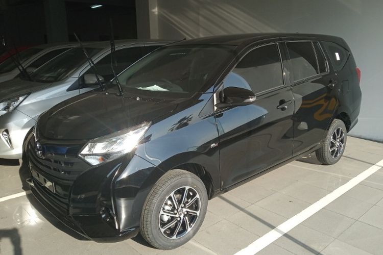 Model baru Toyota Calya yang mulai tersedia di beberapa dealer
