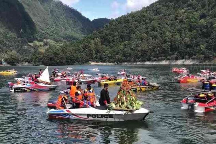 Tradisi Labuhan Sarangan Magetan jadi Warisan Budaya Takbenda
