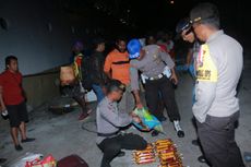 Polisi Sita Ratusan Liter Miras dari Penumpang Dua Kapal 