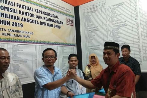 KPU Tanjung Pinang Serahkan Hasil Verifikasi Faktual 12 Parpol